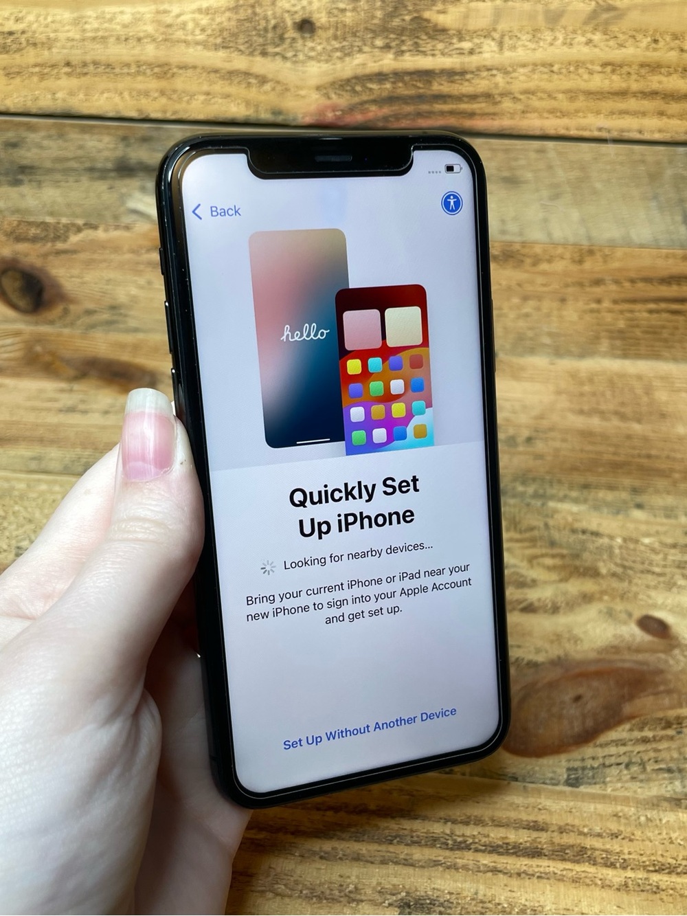 Unlocked Apple iPhone 11 Pro 512GB 18.6.2 MW9L2LL/A (WATER DAMAGE READ)